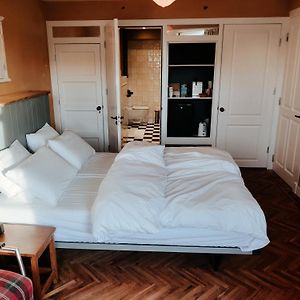B&B House Of Straw Amsterdam